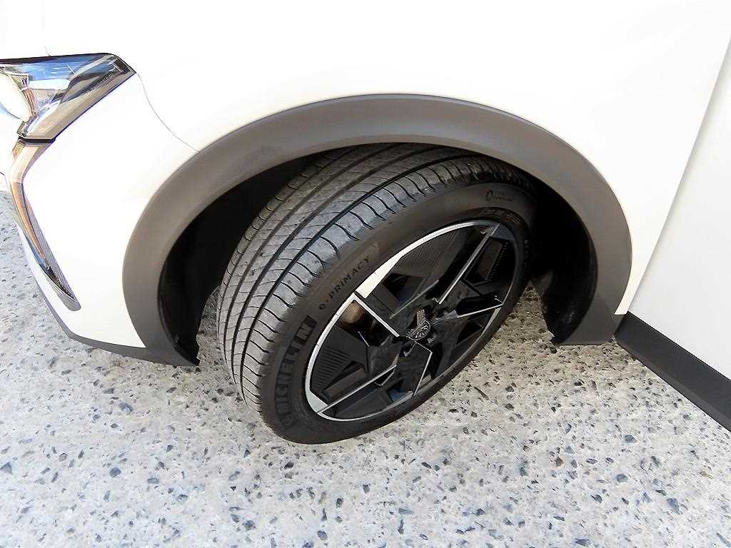 Peugeot 408 — photo 20