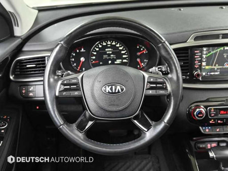 Kia Sorento — photo 13