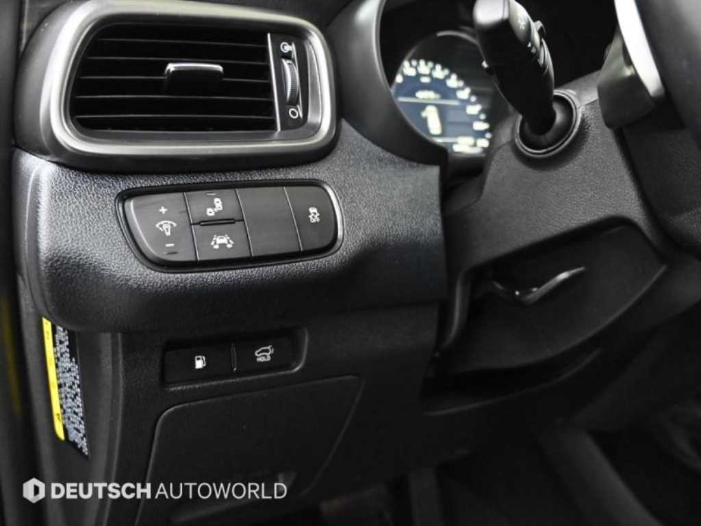 Kia Sorento — photo 17