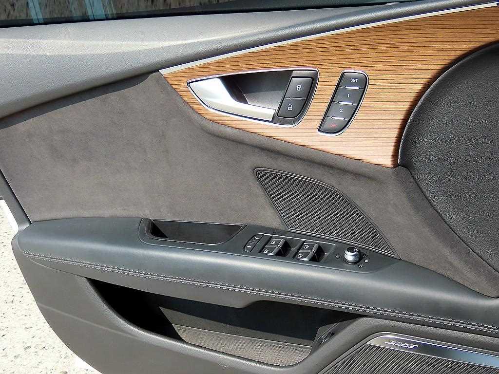 Audi A7 — photo 12