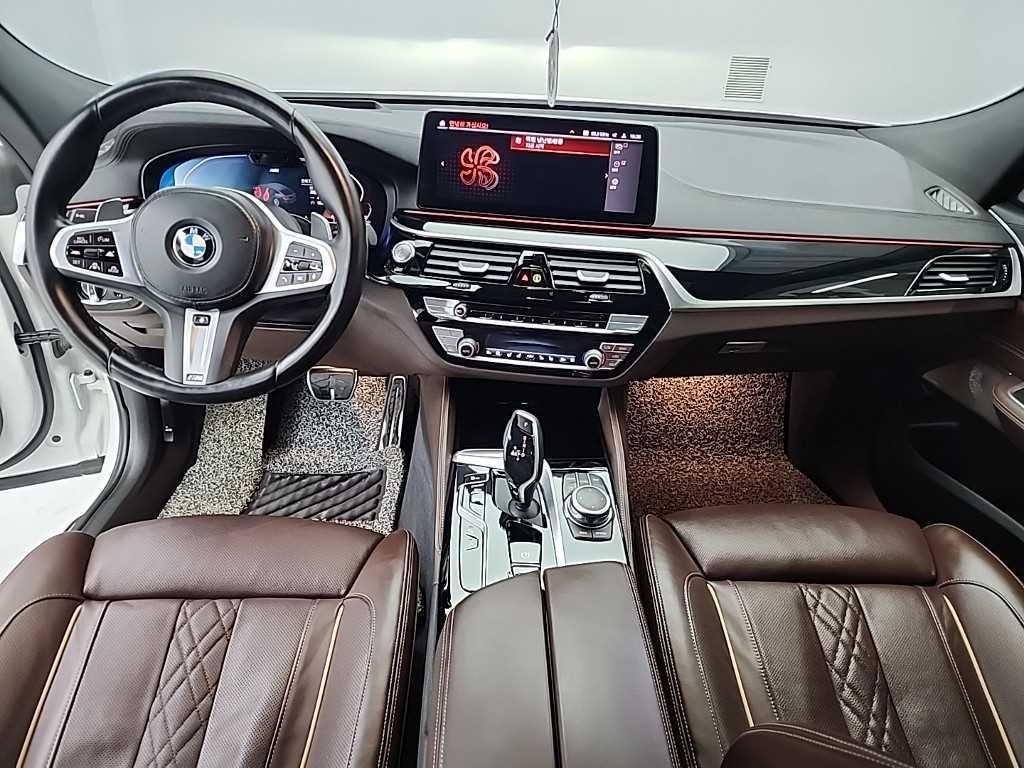 BMW Gran Turismo — photo 07