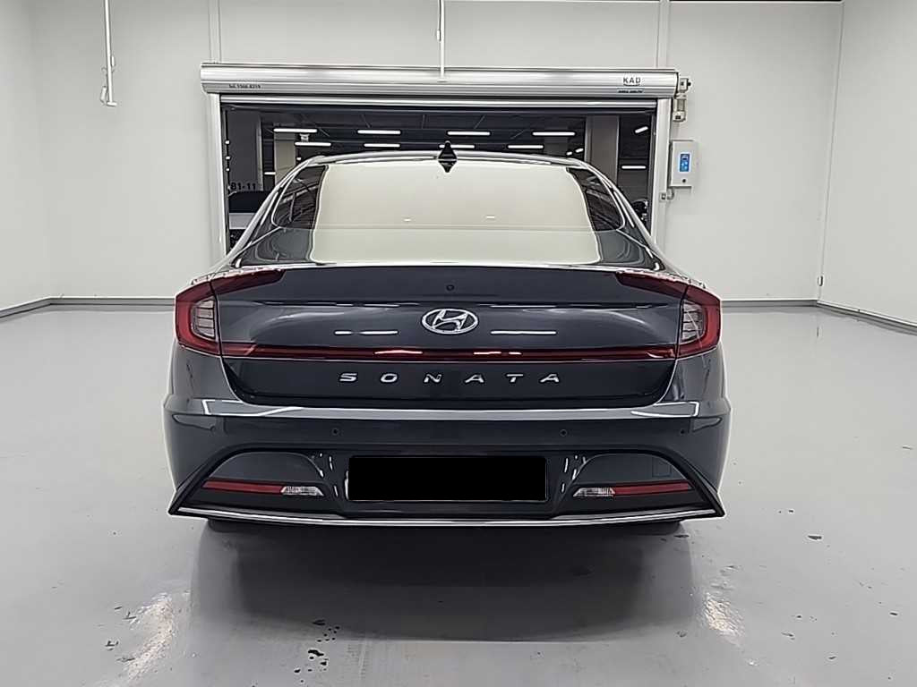 Hyundai Sonata — photo 03