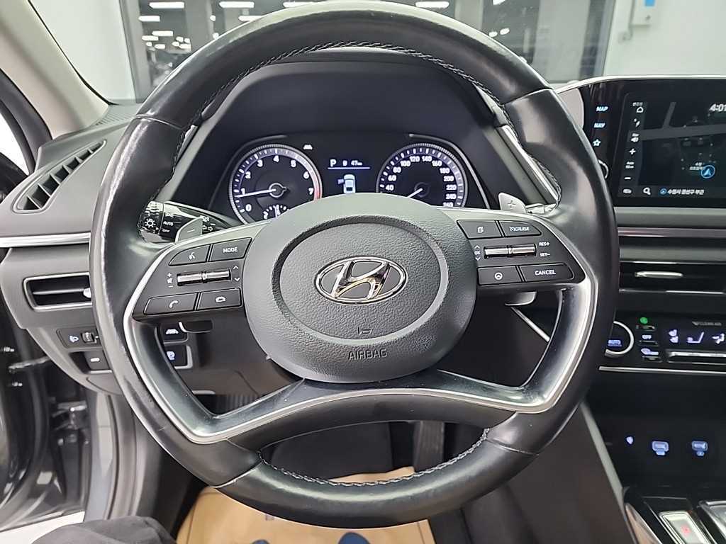 Hyundai Sonata — photo 09