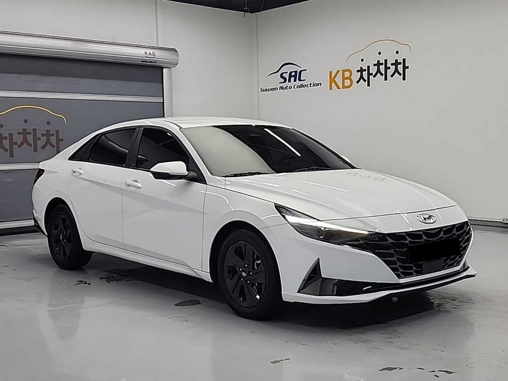 Hyundai Avante — photo 04