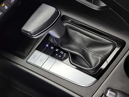 Hyundai Avante — photo 08