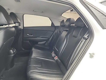 Hyundai Avante — photo 12