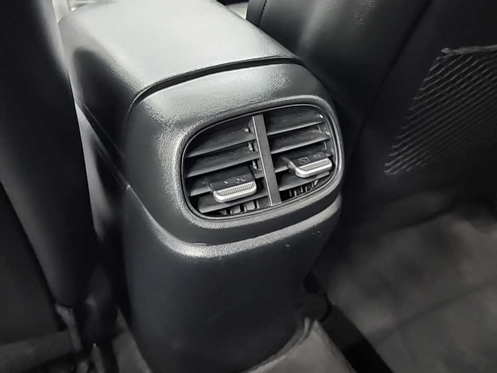 Hyundai Avante — photo 13