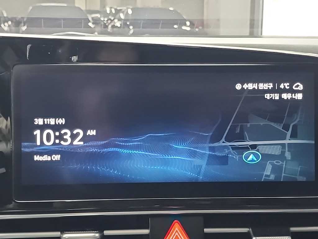Hyundai Avante — photo 15