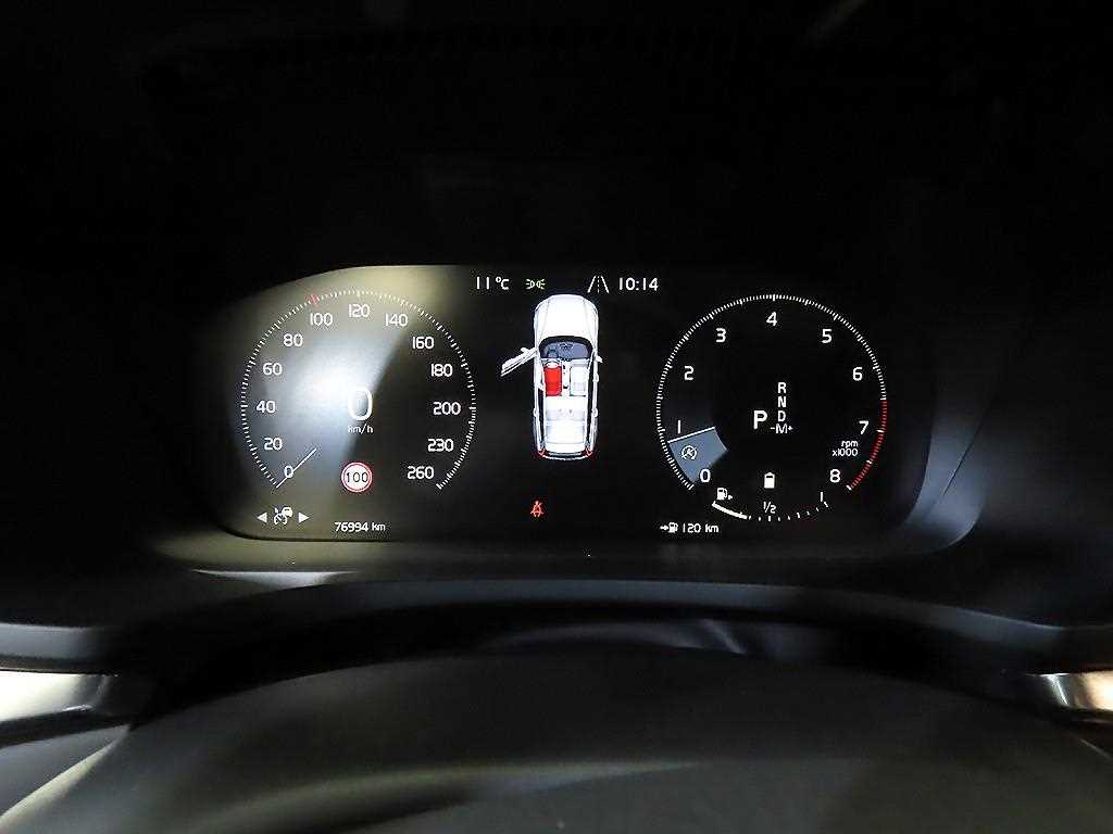 Volvo V60 — photo 09