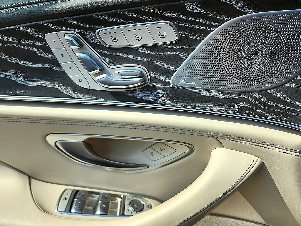 Mercedes-Benz AMG GT — photo 10