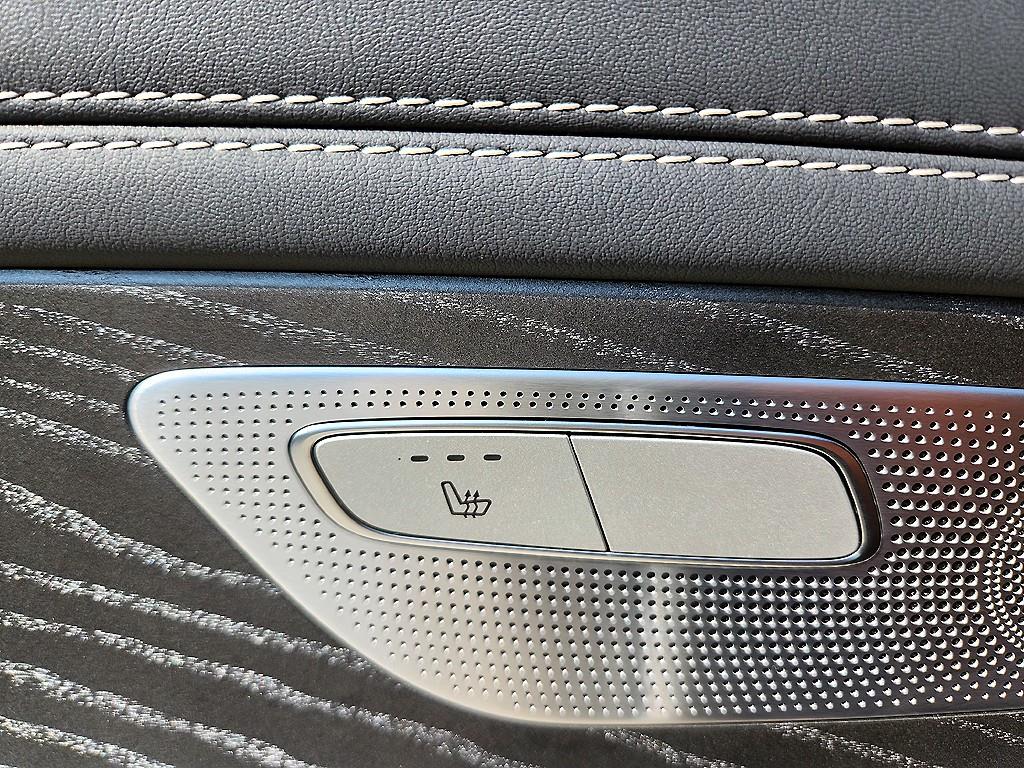 Mercedes-Benz AMG GT — photo 17