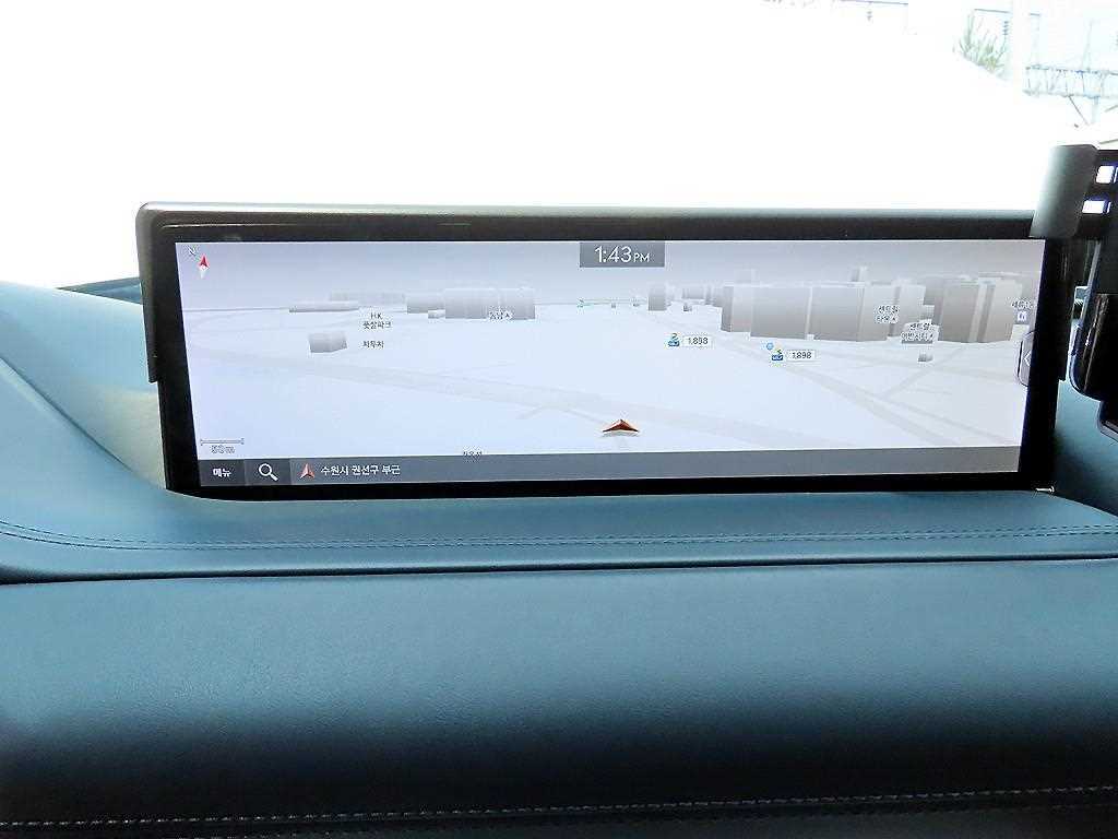 Genesis GV80 — photo 13