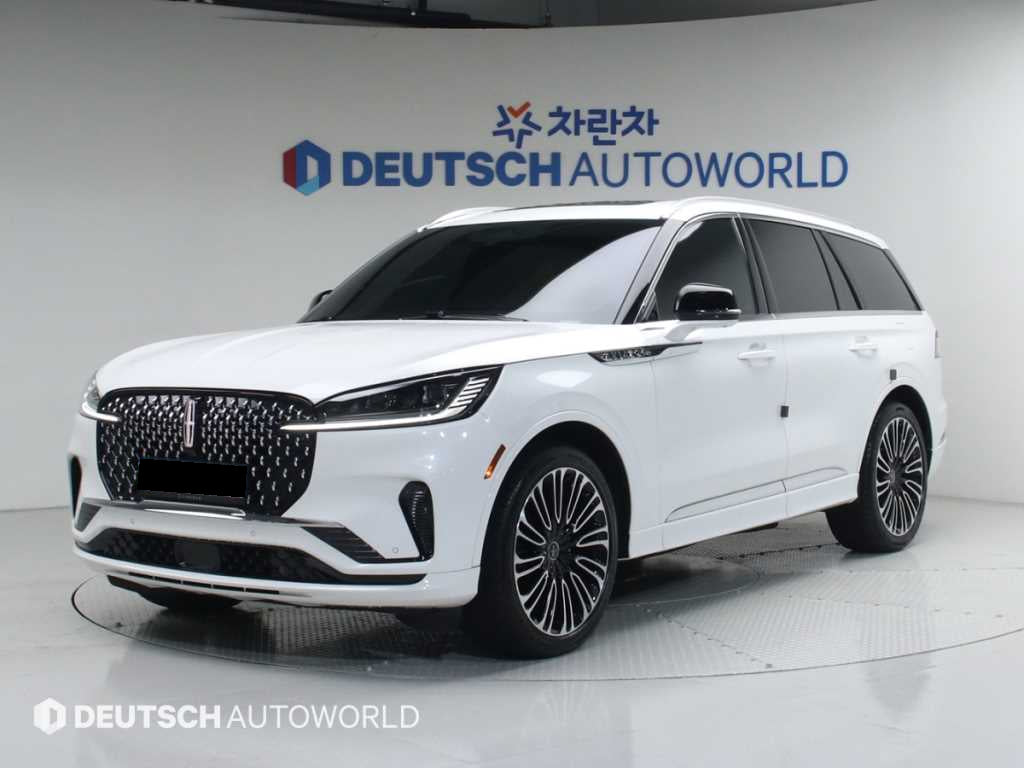 Lincoln Aviator — photo 01