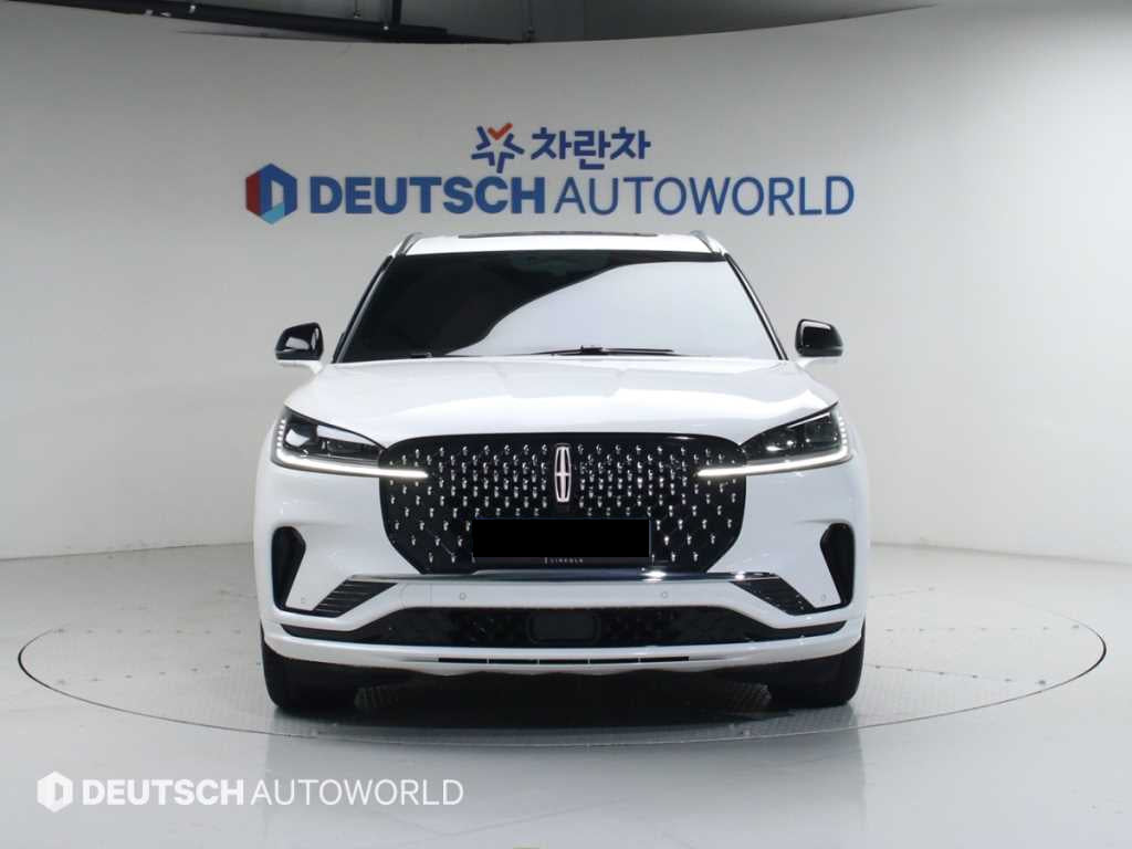 Lincoln Aviator — photo 03