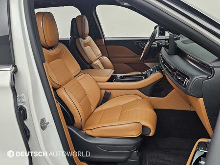 Lincoln Aviator — photo 10