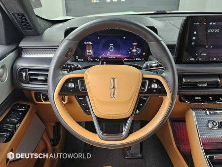 Lincoln Aviator — photo 13