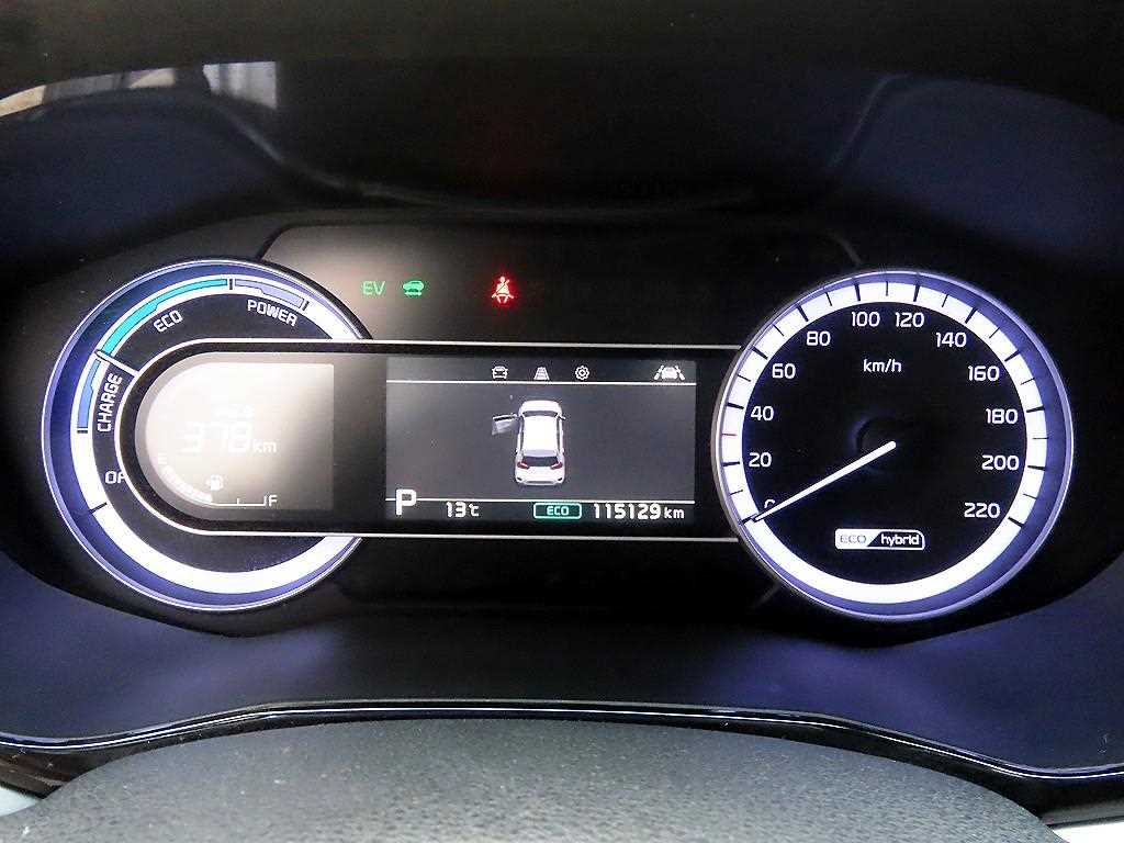 Kia Niro — photo 09