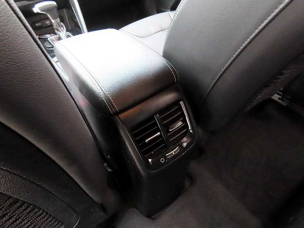 Kia Niro — photo 17
