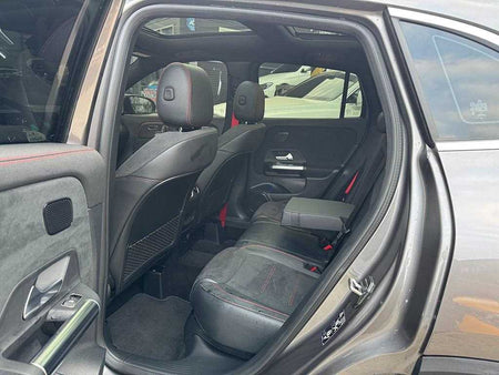 Mercedes-Benz GLA-Class — photo 07