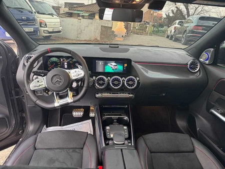 Mercedes-Benz GLA-Class — photo 10
