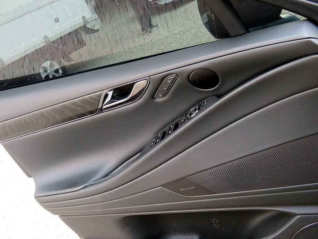 Genesis G80 — photo 12