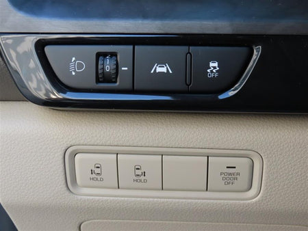Kia Carnival — photo 12