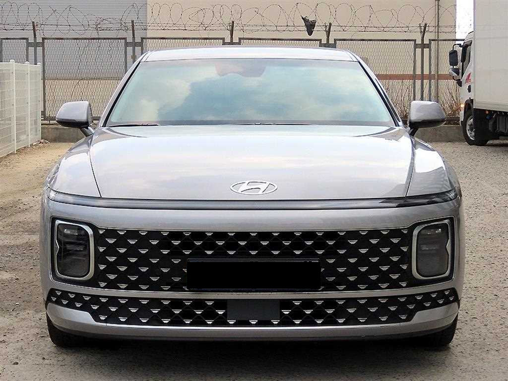 Hyundai Grandeur — photo 01
