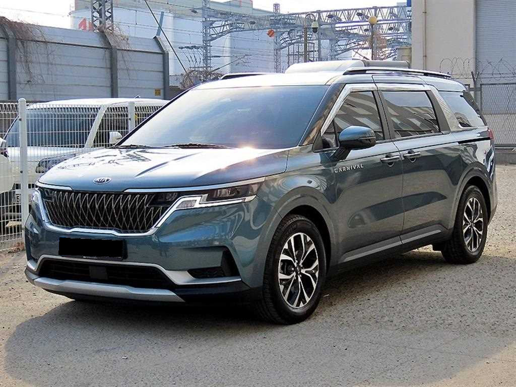 Kia Carnival — photo 02