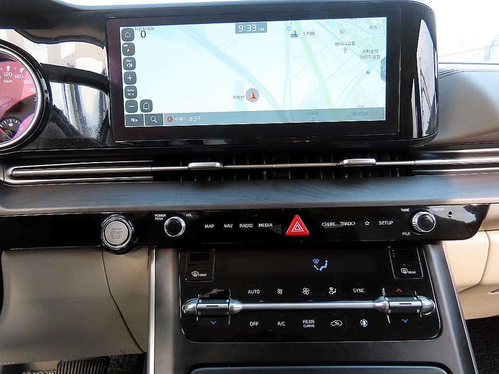 Kia Carnival — photo 13