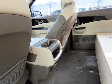 Kia Carnival — photo 15