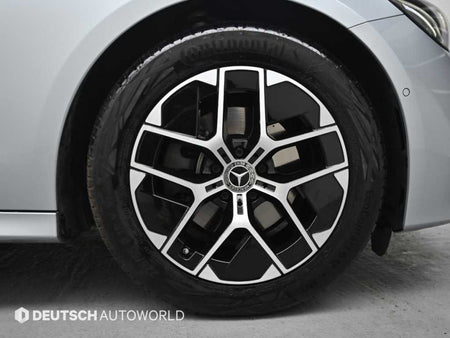 Mercedes-Benz E-Class — photo 05