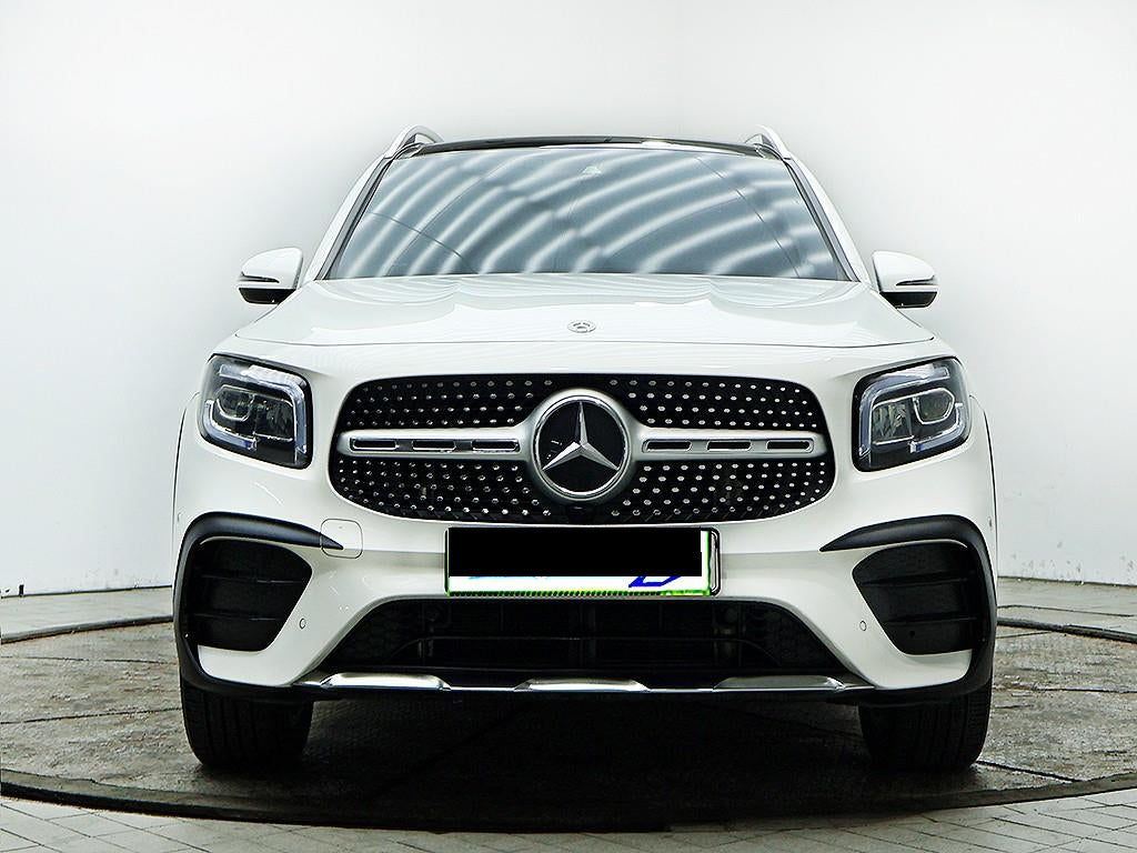 Mercedes-Benz GLB-Class — photo 01