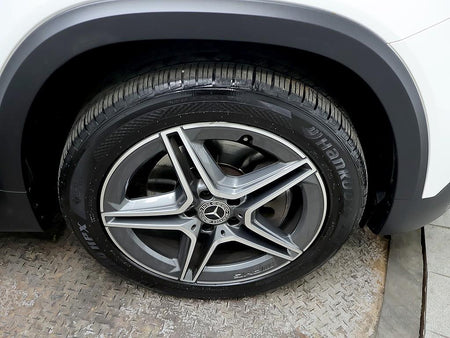 Mercedes-Benz GLB-Class — photo 08