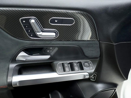 Mercedes-Benz GLB-Class — photo 14