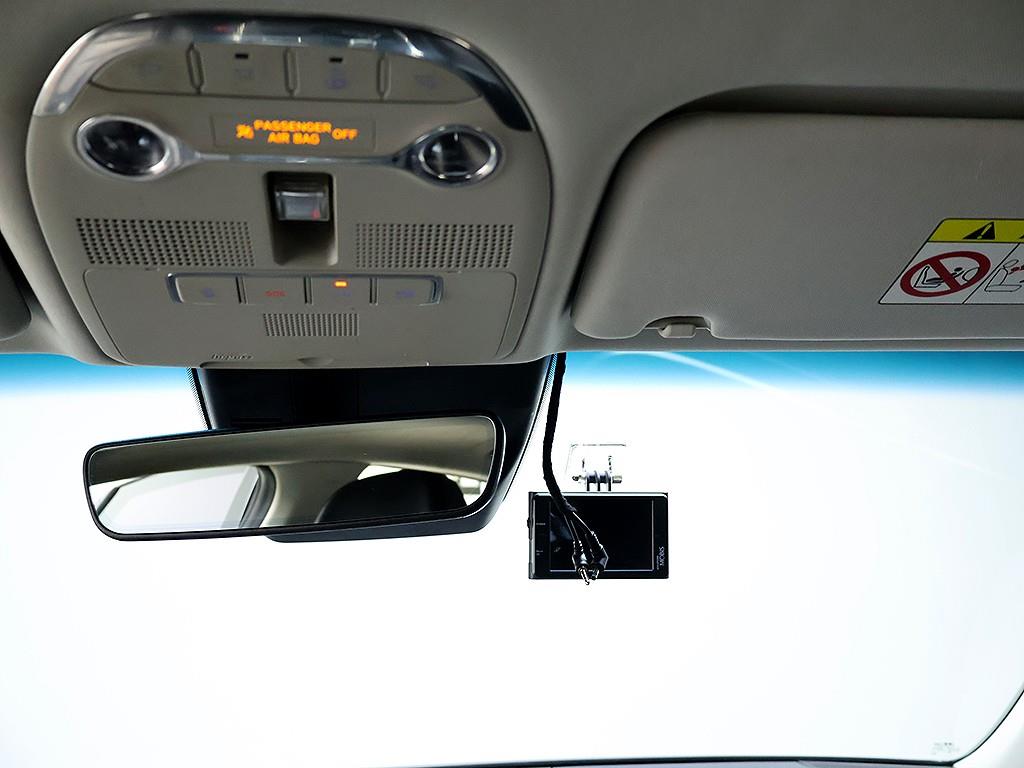 Hyundai Grandeur — photo 15