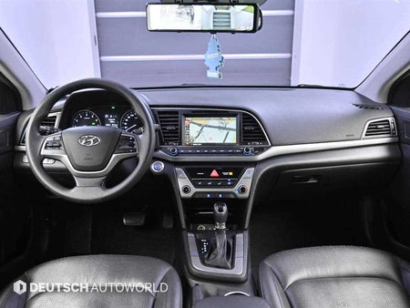 Hyundai Avante — photo 06
