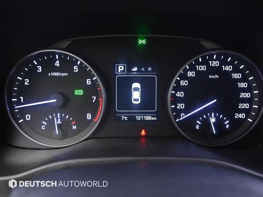 Hyundai Avante — photo 07