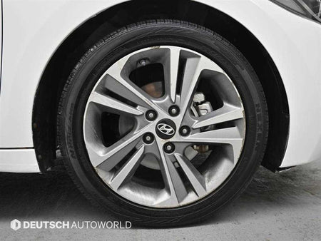 Hyundai Avante — photo 20
