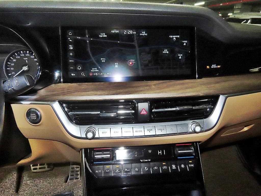 Kia Mohave — photo 11