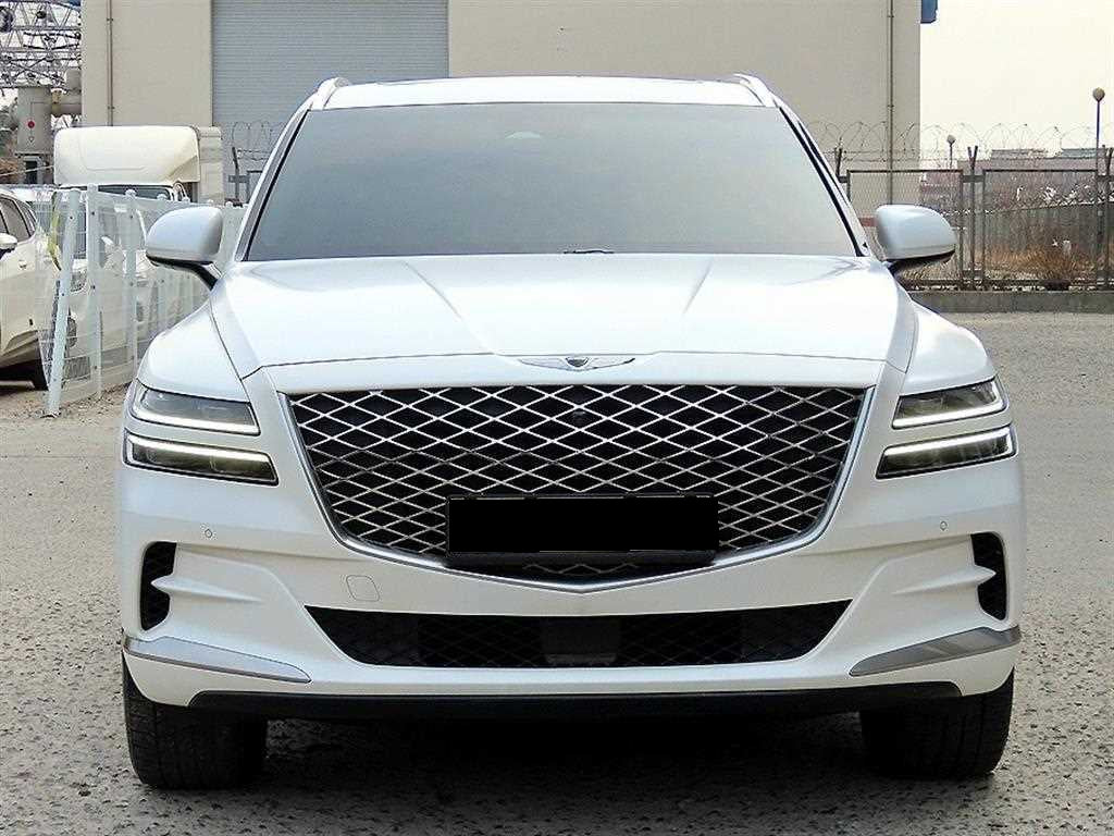 Genesis GV80 — photo 01