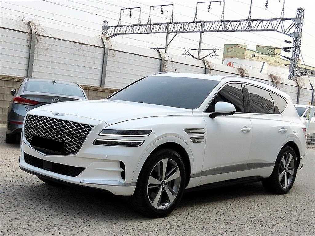 Genesis GV80 — photo 02