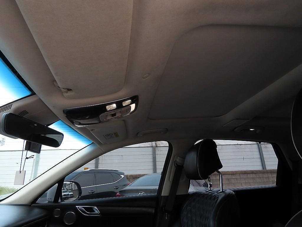 Genesis GV80 — photo 15