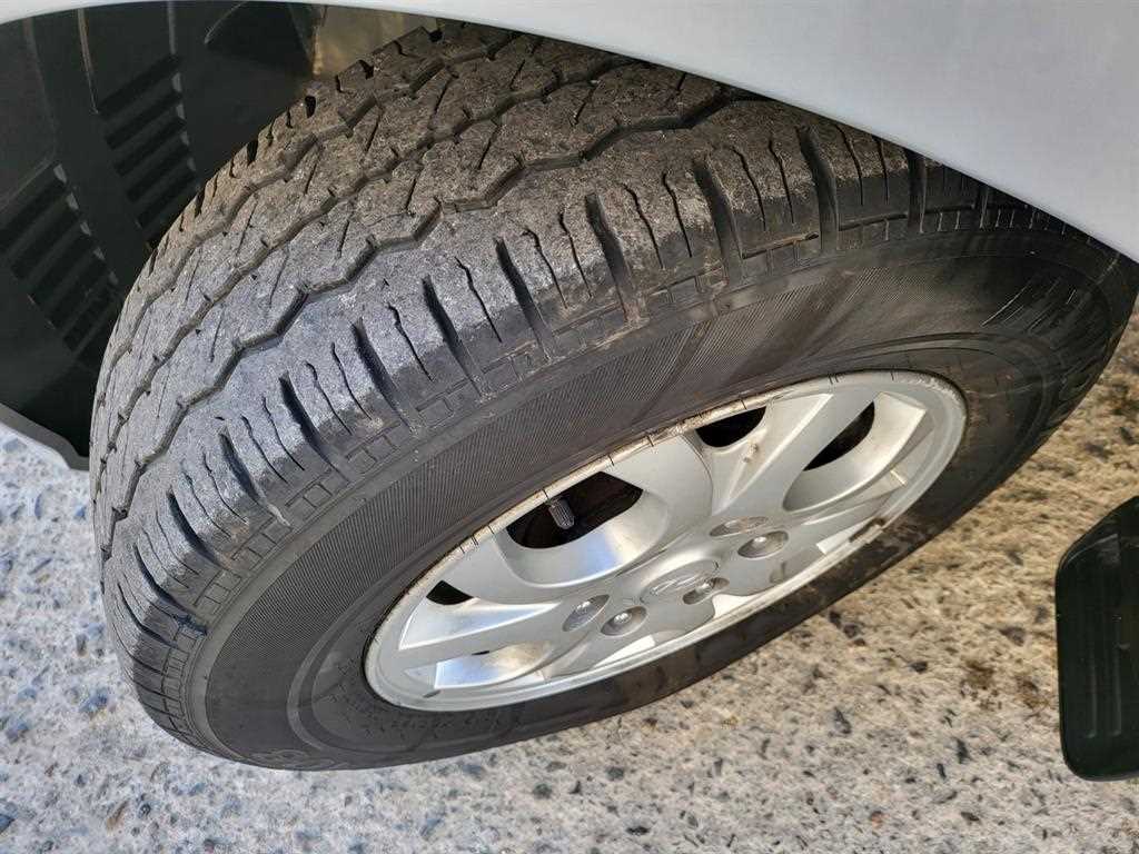 Hyundai Starex — photo 16