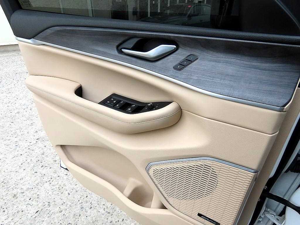 Jeep Cherokee — photo 11
