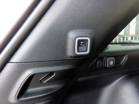 Jeep Cherokee — photo 17