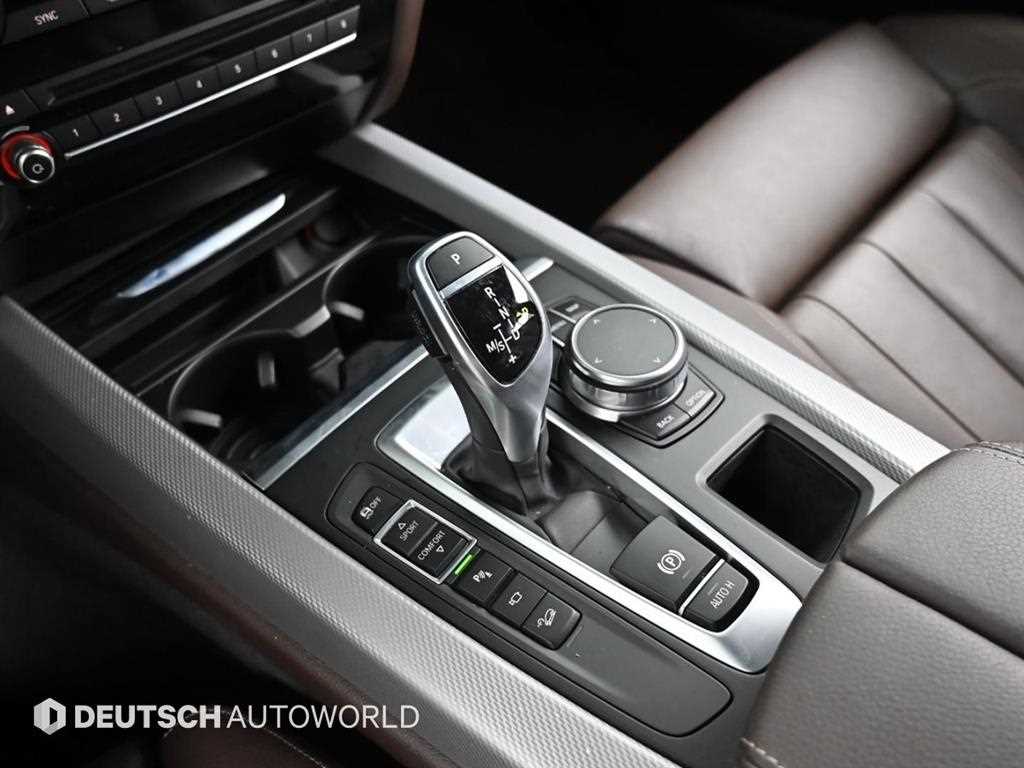 BMW X5 — photo 09