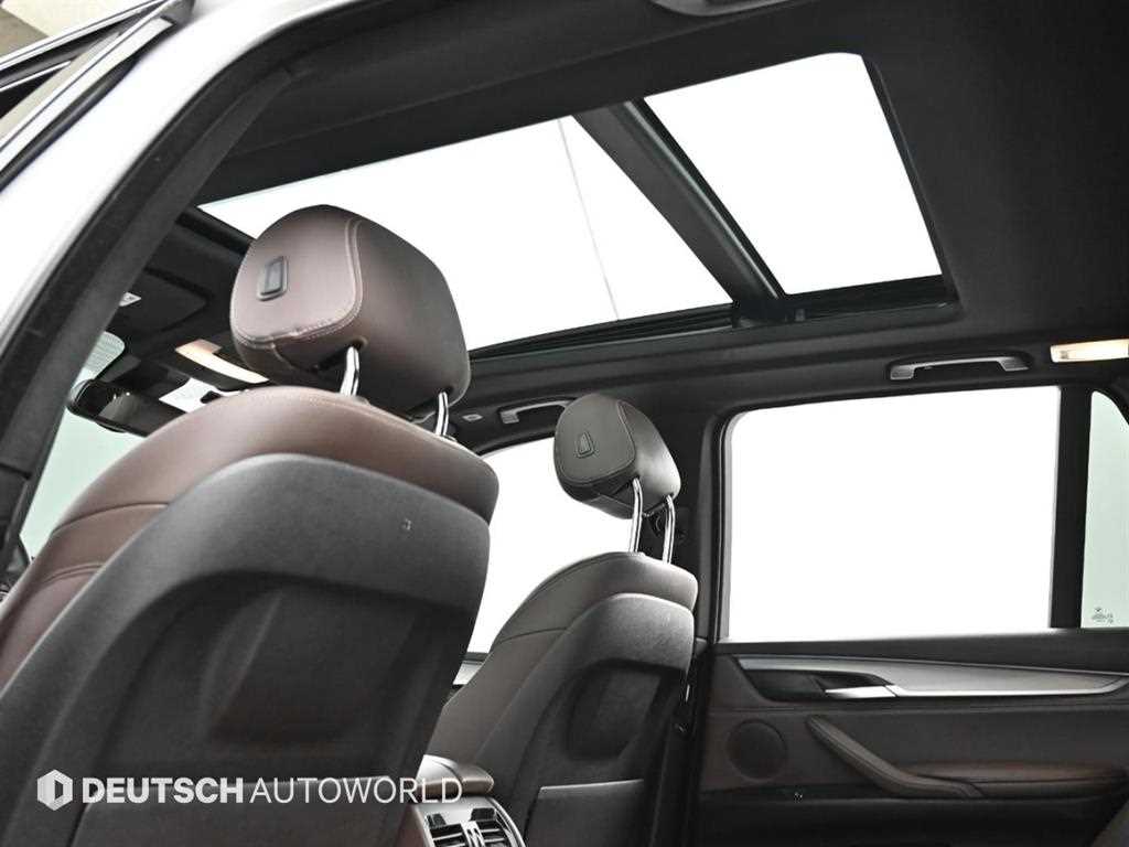 BMW X5 — photo 18