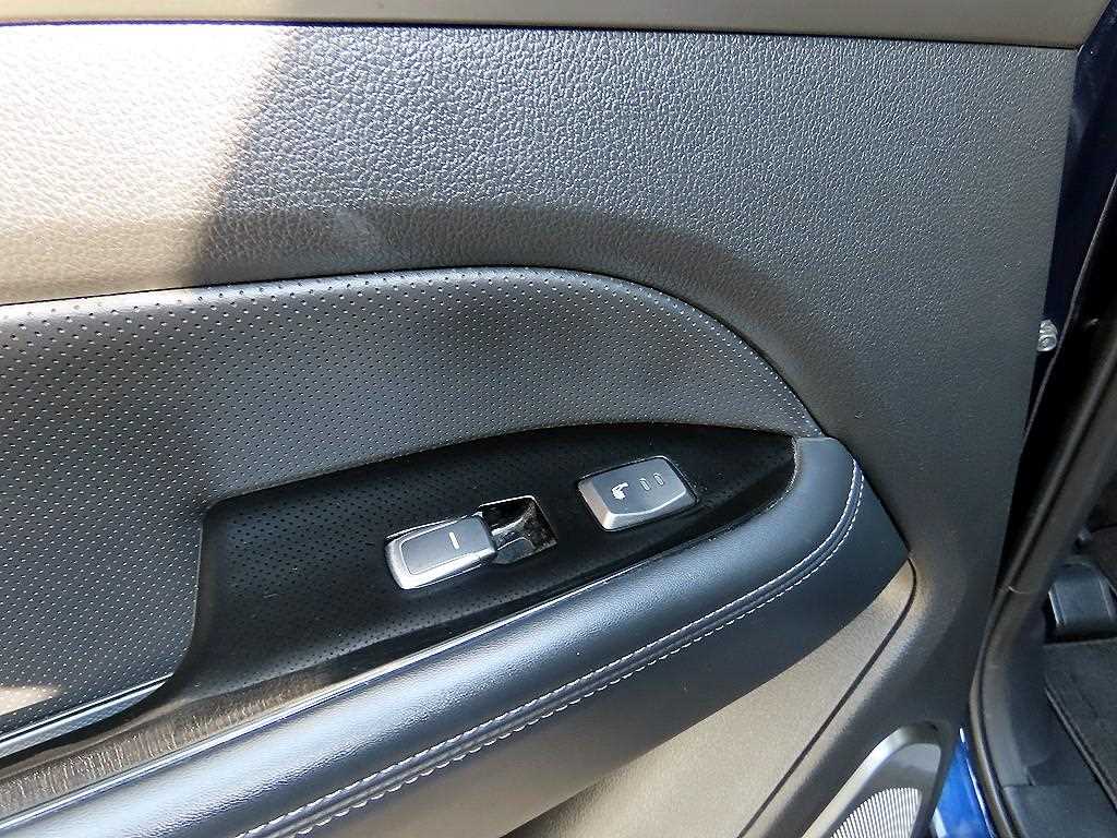 KGM Rexton — photo 15