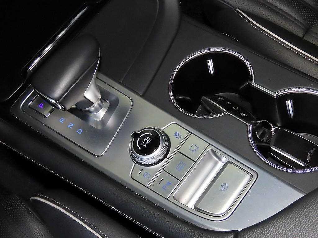 Genesis G70 — photo 12