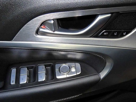 Genesis G70 — photo 13